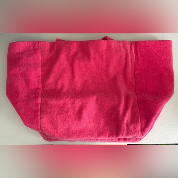 Victoria’s Secret Tote Bag Oversized Pink w/ Black Lining and Embroidered Logo - Picture 3 of 13